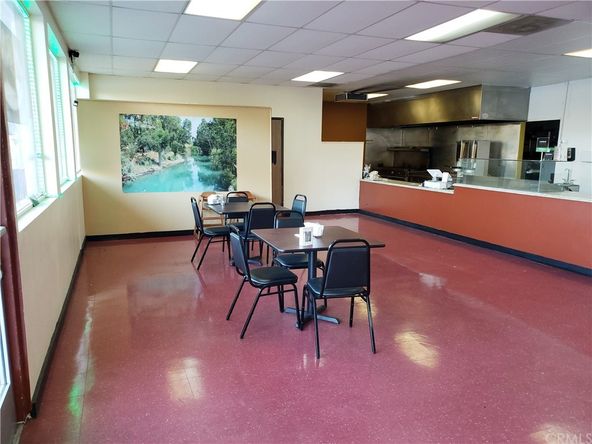 1040 W 40th St, San Bernardino, CA 92407